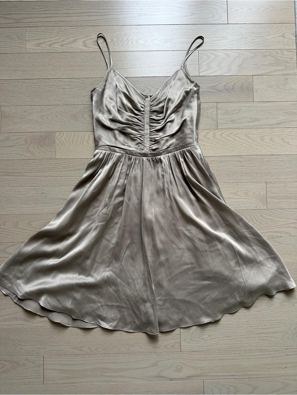 🔥Banana Republic Satin Ruched V-Neck Slip Dress in Champagne Petite Size 0